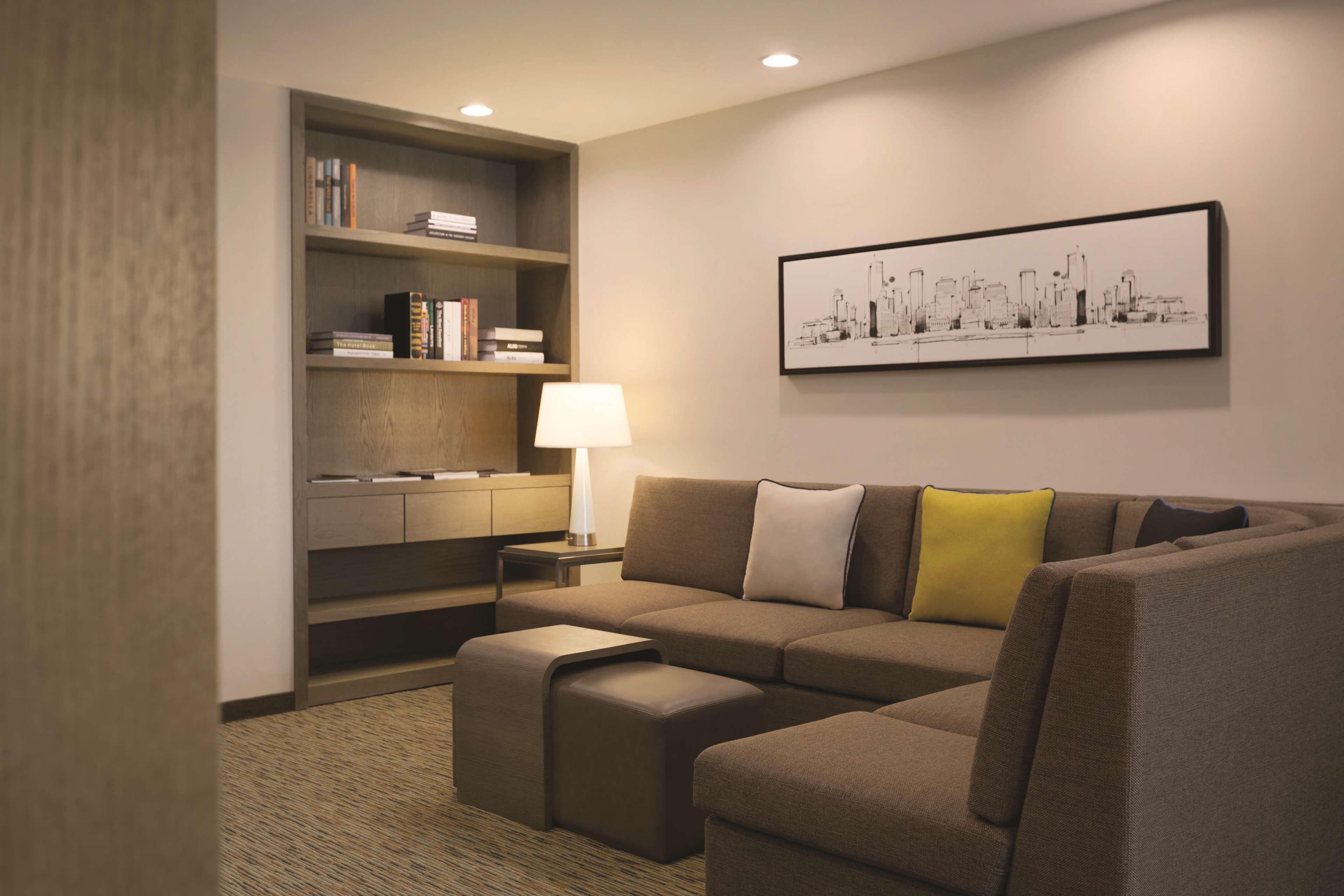 Hyatt Place Shenzhen Airport Екстериор снимка