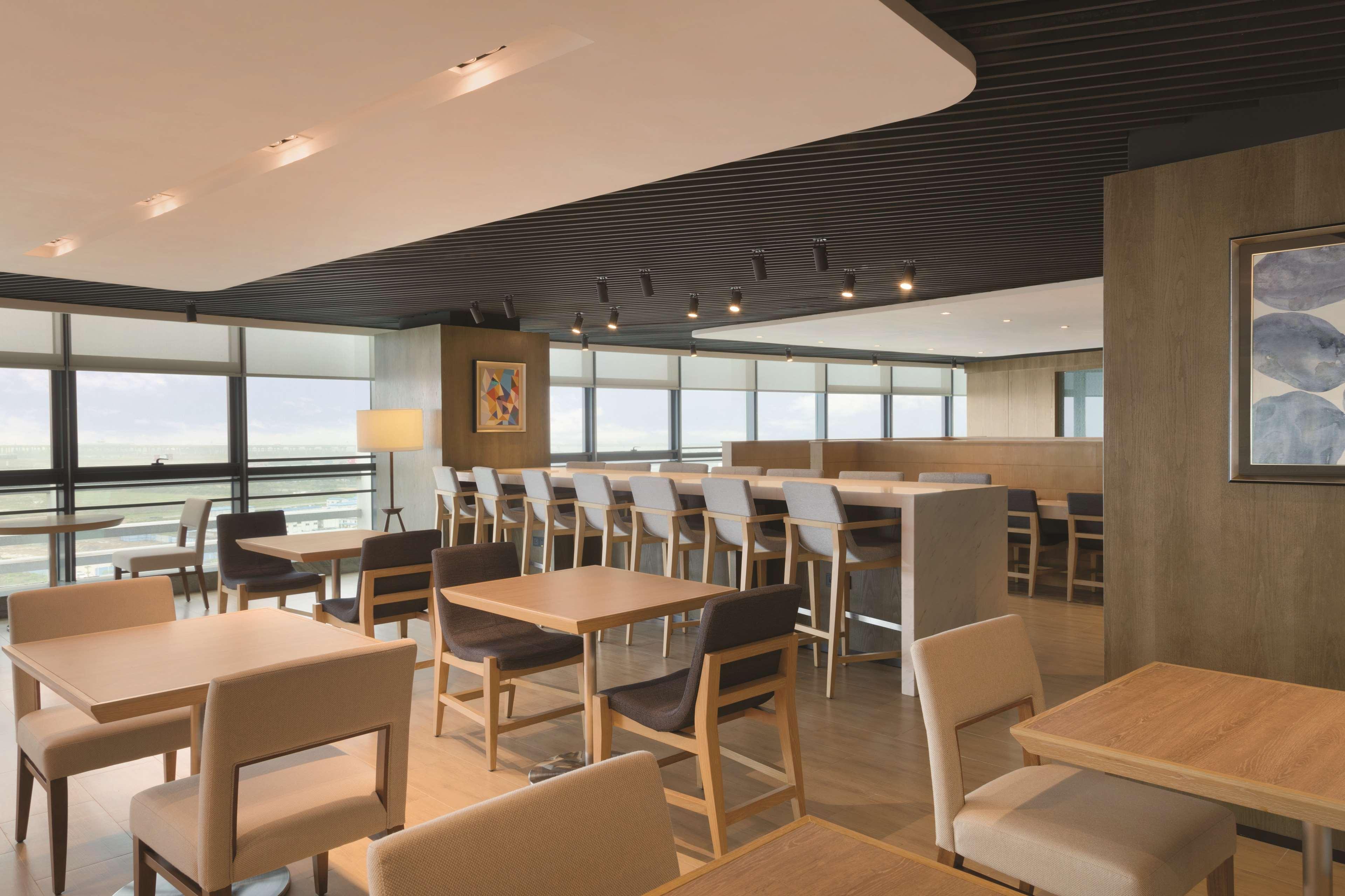 Hyatt Place Shenzhen Airport Екстериор снимка