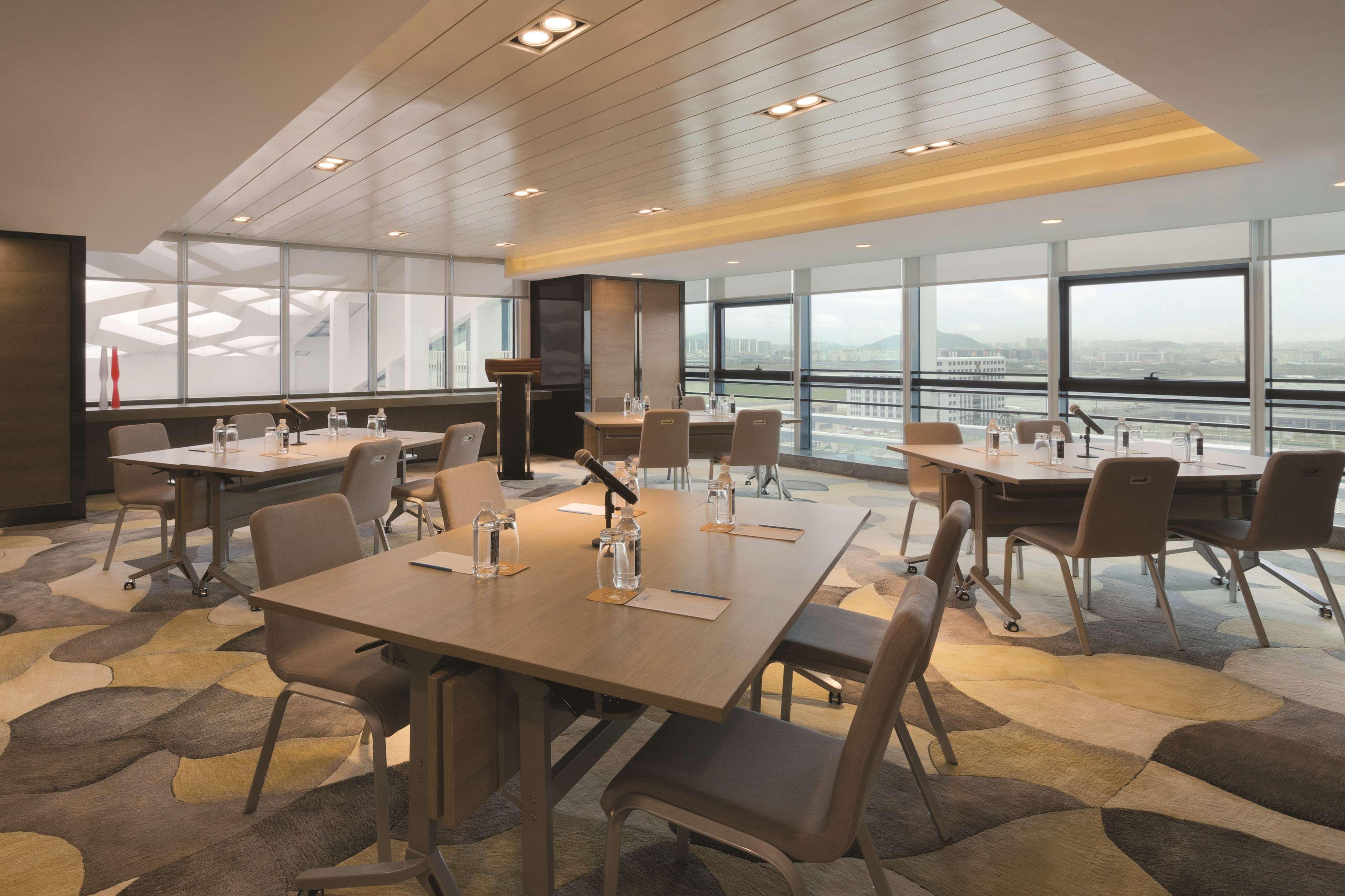 Hyatt Place Shenzhen Airport Екстериор снимка