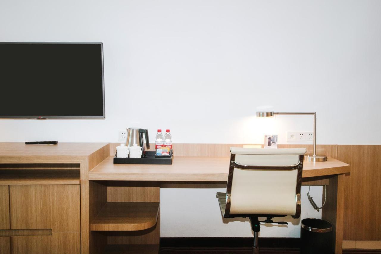 Hyatt Place Shenzhen Airport Екстериор снимка