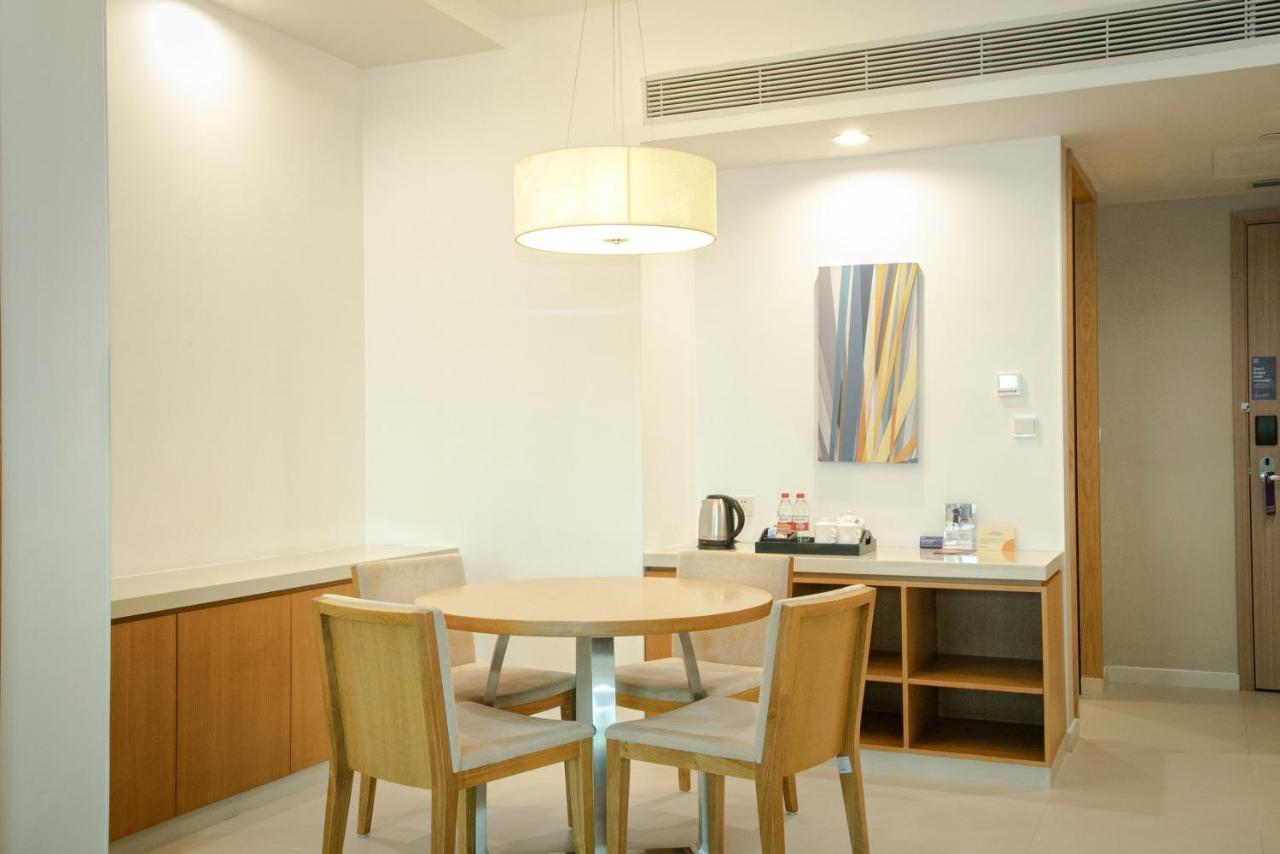 Hyatt Place Shenzhen Airport Екстериор снимка
